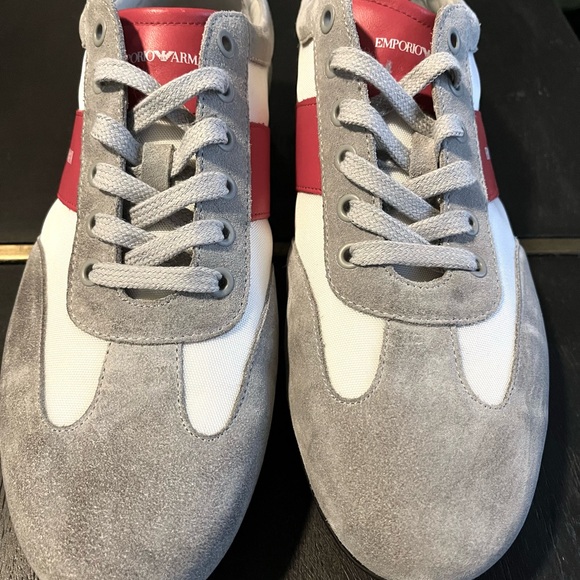 Emporio Armani Collection - Picture 2 of 3